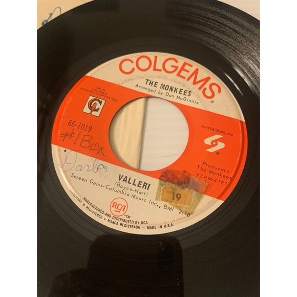 The Monkees Colgems 45 RPM Vinyl Record Tapioca Tundra/Valleri 1960s - Picture 2 of 5